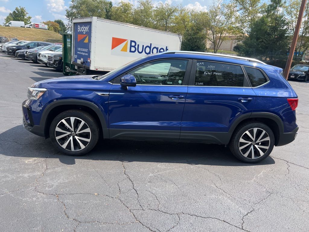 Thumbnail: 2024 Volkswagen Taos - 7