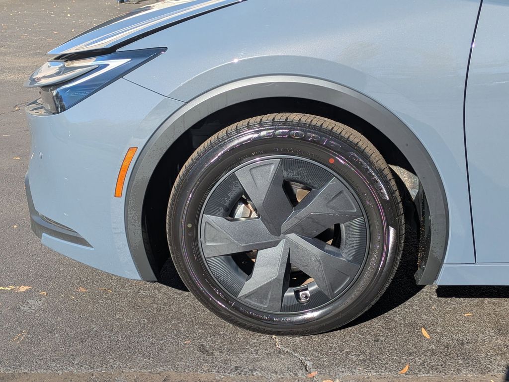 Thumbnail: 2025 Toyota Prius - 34