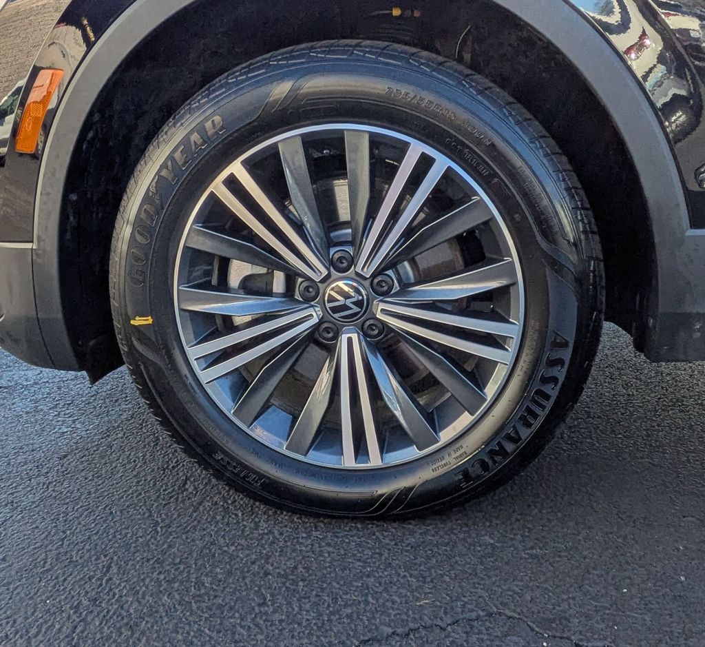 Thumbnail: 2024 Volkswagen Tiguan - 29