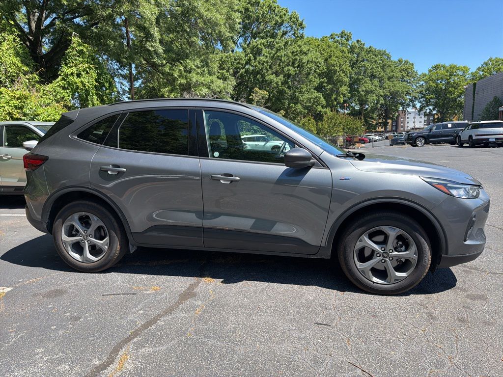 Thumbnail: 2025 Ford Escape - 6