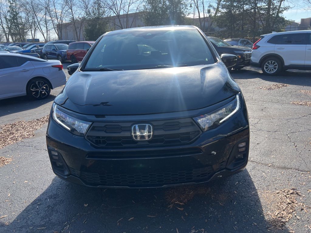 Thumbnail: 2025 Honda Odyssey - 2