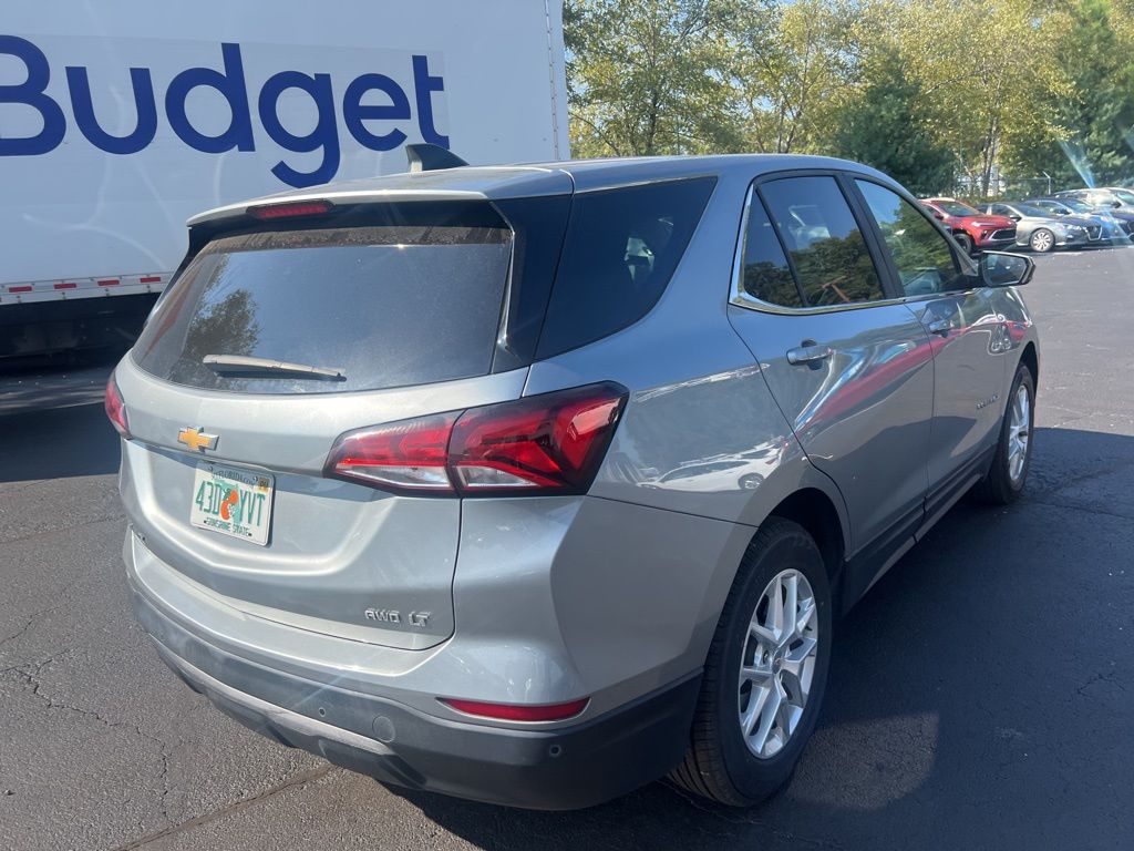 Thumbnail: 2024 Chevrolet Equinox - 9