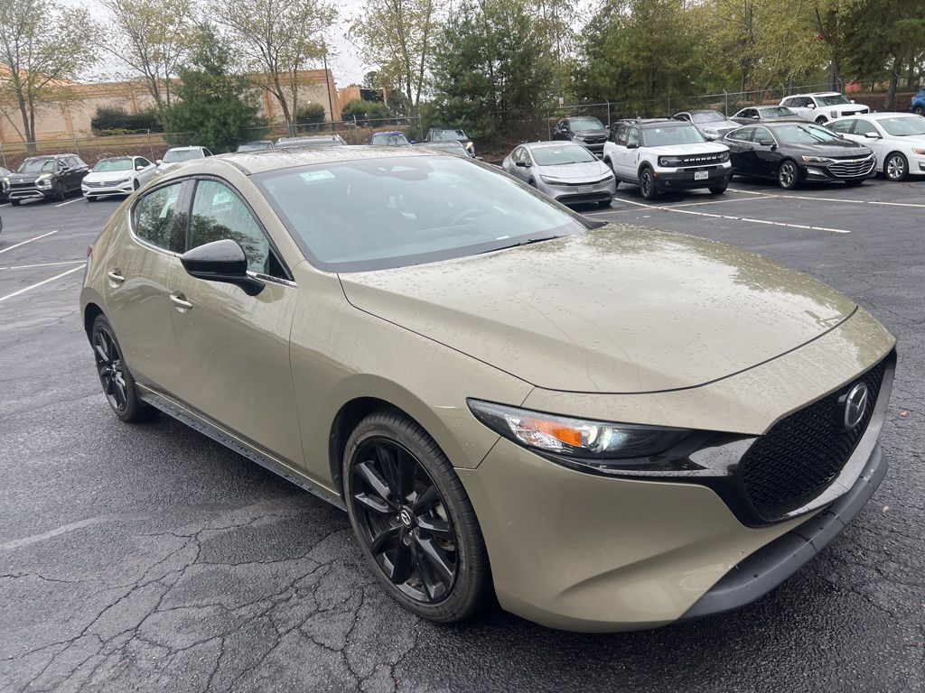 2024 Mazda Mazda3 Hatchback 2.5 Carbon Turbo photo 3