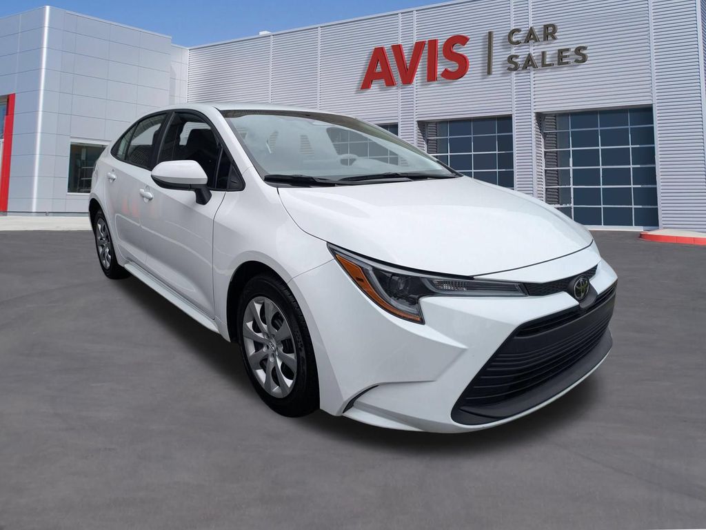Thumbnail: 2025 Toyota Corolla - 3