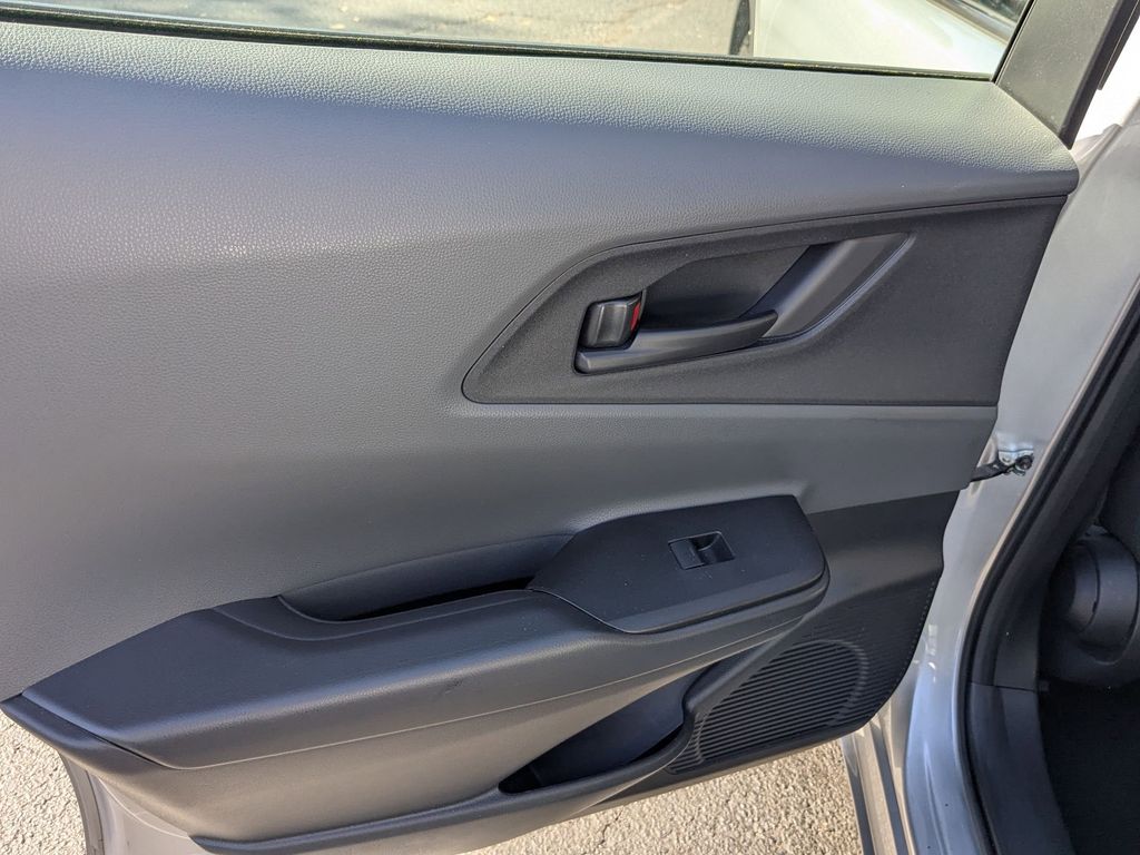 Thumbnail: 2024 Toyota Prius - 24