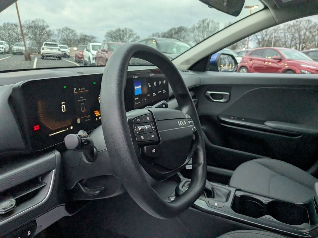 Thumbnail: 2025 Kia K4 - 14