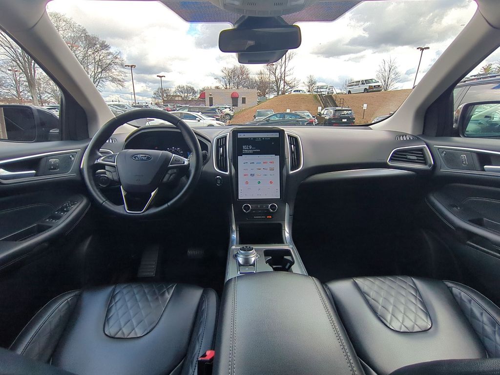 Thumbnail: 2024 Ford Edge - 25