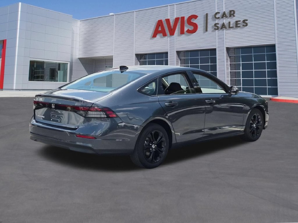 2025 Honda Accord SE - Photo 6