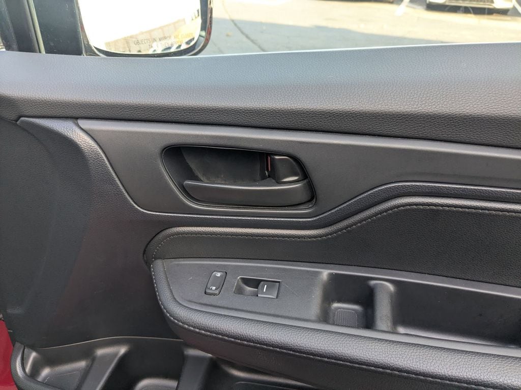 Thumbnail: 2025 Honda Odyssey - 31