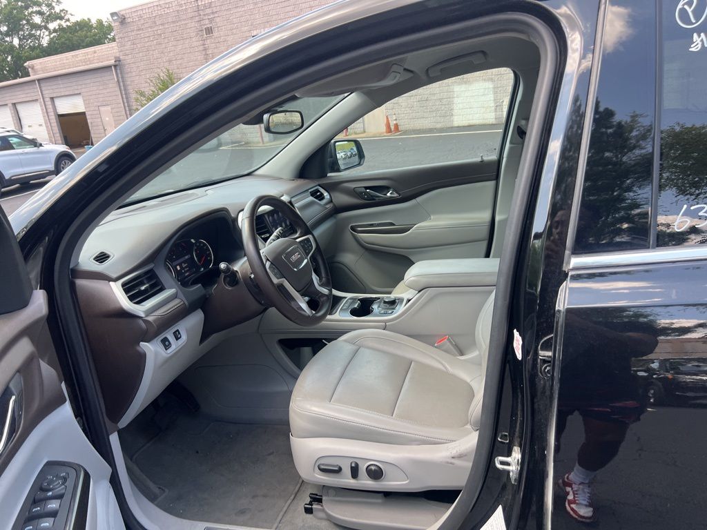 Thumbnail: 2023 GMC Acadia - 9