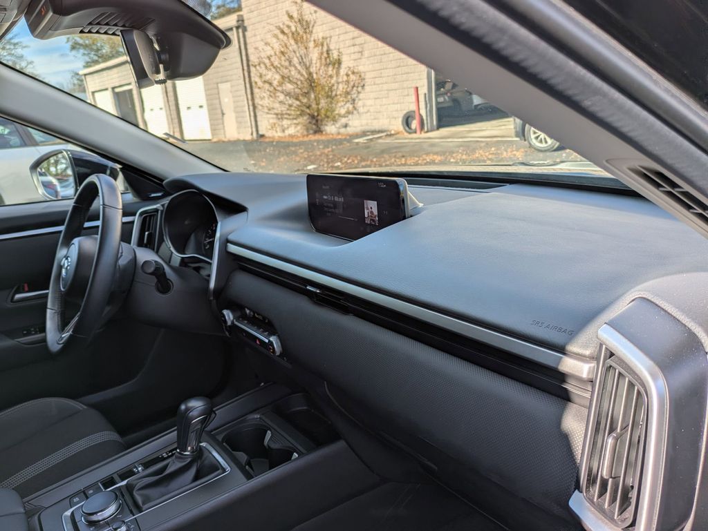 Thumbnail: 2025 Mazda CX-50 - 31