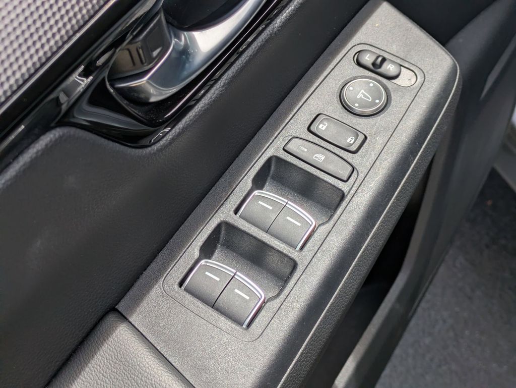 Thumbnail: 2025 Honda CR-V - 13