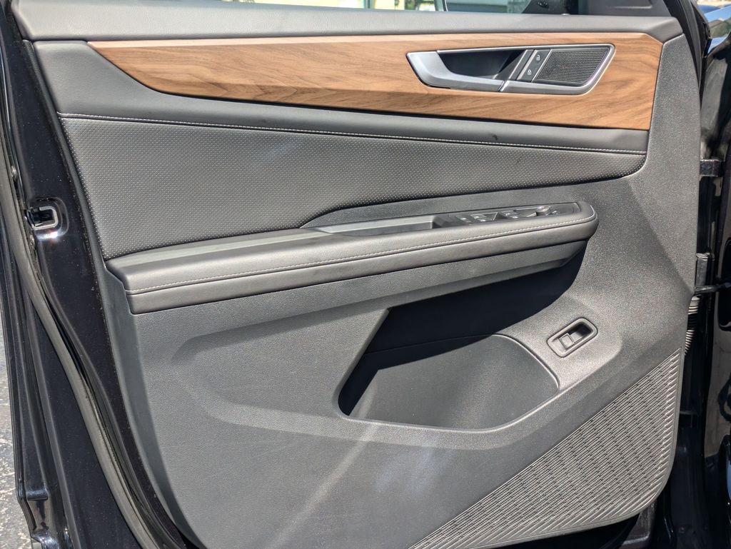 Thumbnail: 2025 Volkswagen Atlas - 11