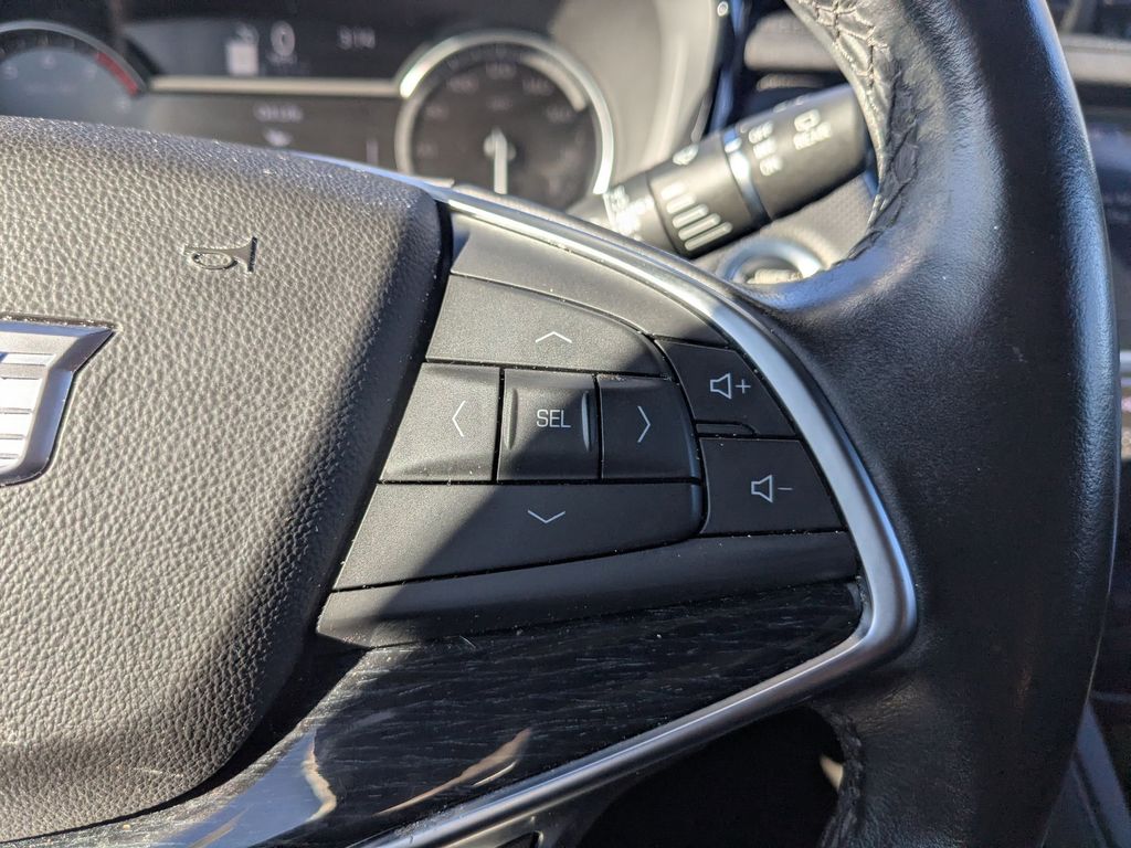 Thumbnail: 2024 Cadillac XT5 - 18