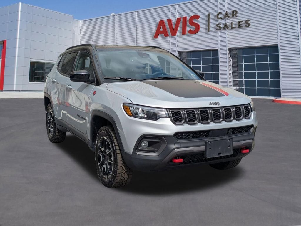 Thumbnail: 2025 Jeep Compass - 3