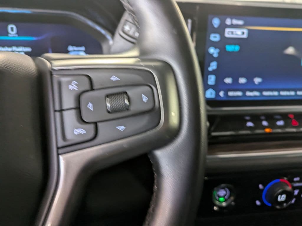 Thumbnail: 2023 Chevrolet Silverado 1500 - 18