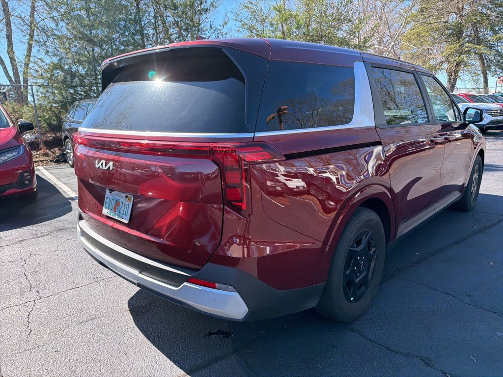 Thumbnail: 2025 Kia Carnival - 5