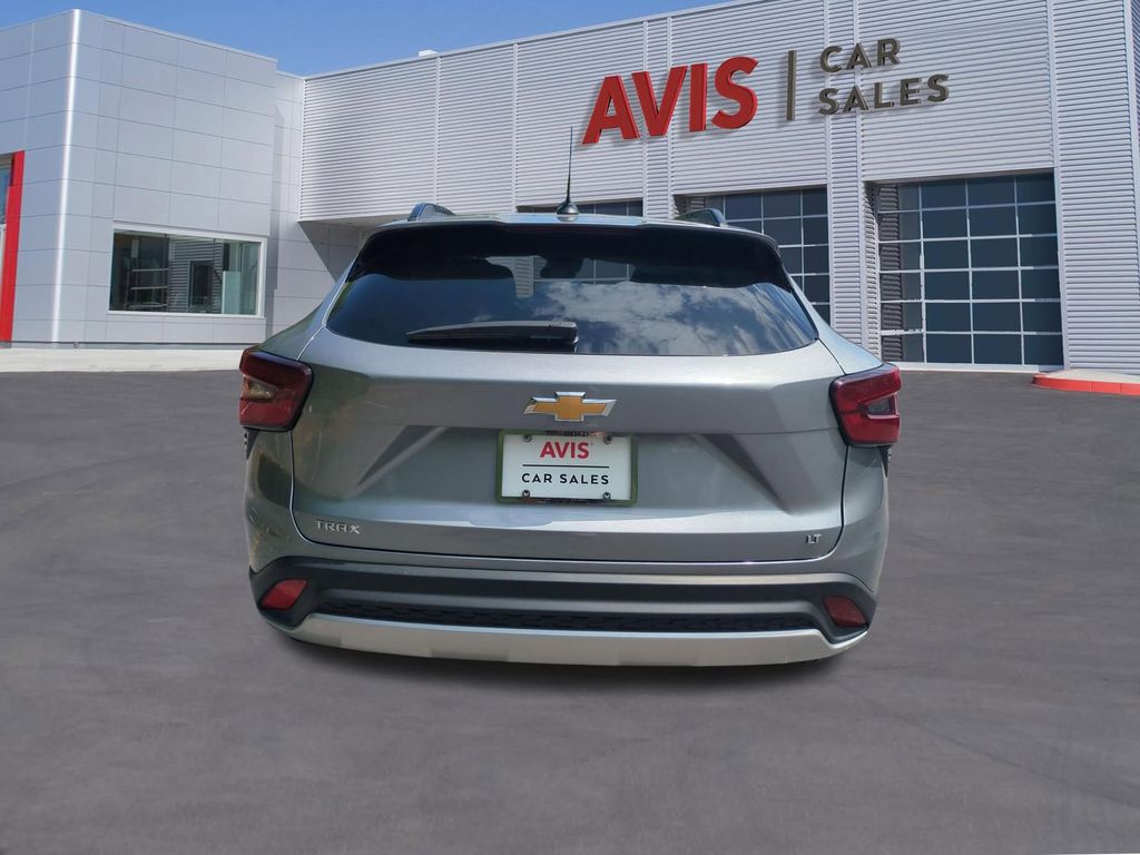 Thumbnail: 2025 Chevrolet Trax - 7