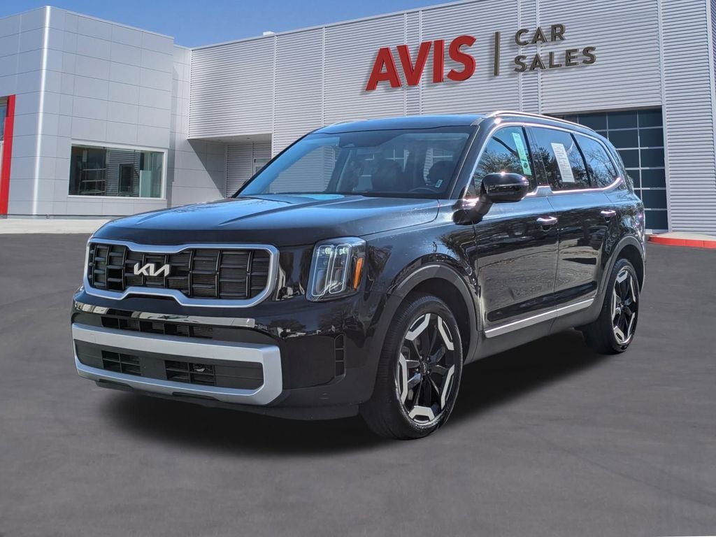 2025 Kia Telluride S's photo