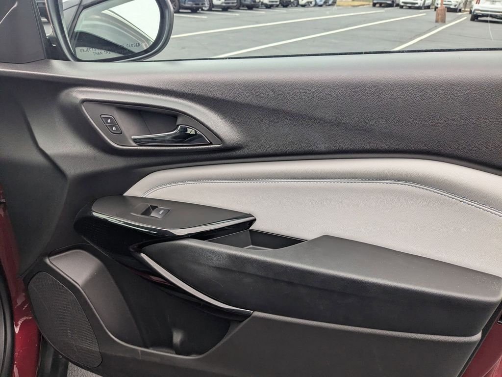 Thumbnail: 2025 Chevrolet Trax - 34