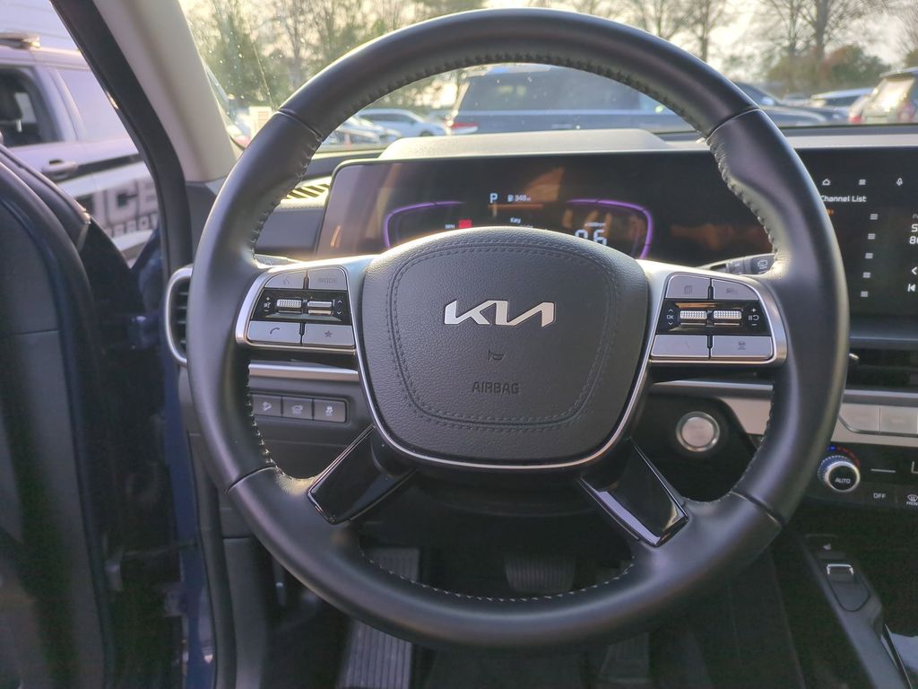 Thumbnail: 2025 Kia Telluride - 23