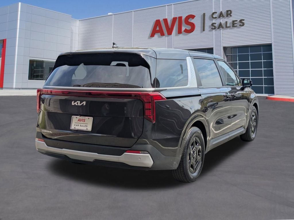 Thumbnail: 2025 Kia Carnival - 6