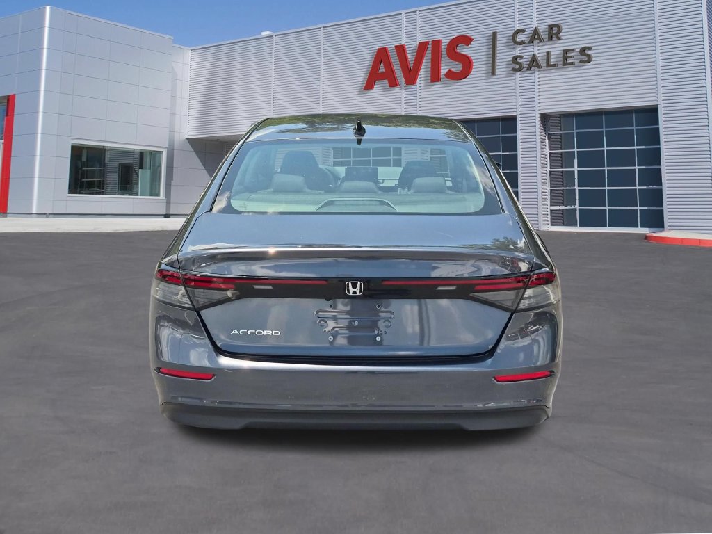2025 Honda Accord SE - Photo 7