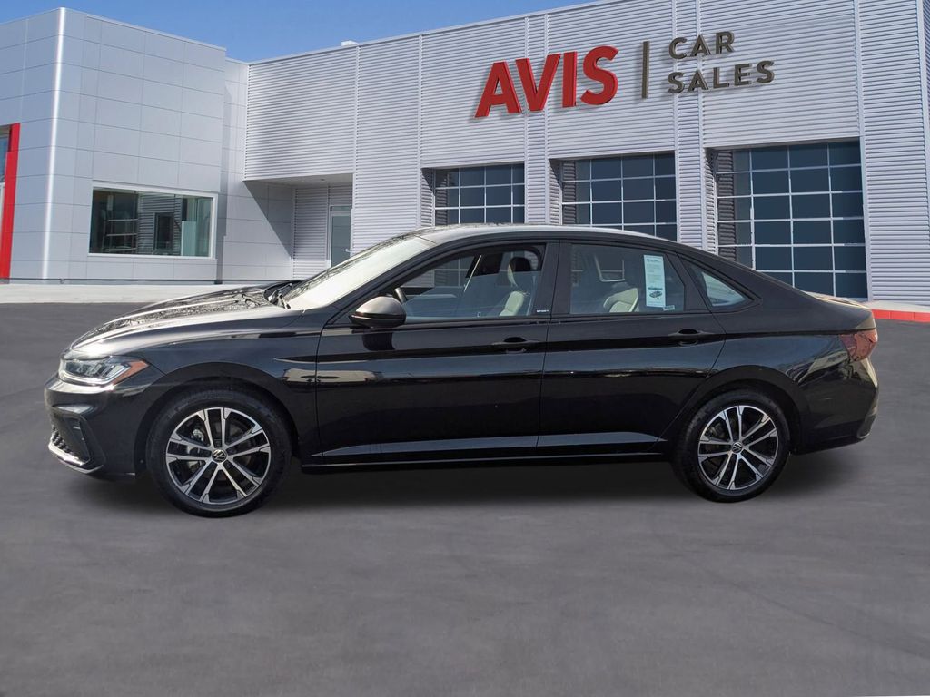 Thumbnail: 2025 Volkswagen Jetta - 10