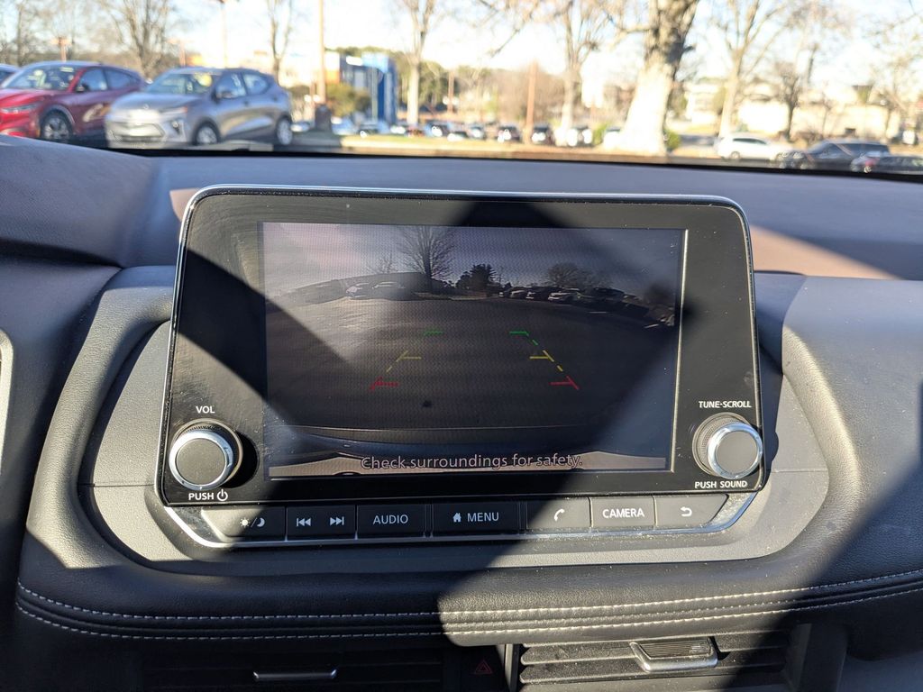 Thumbnail: 2023 Nissan Rogue - 19