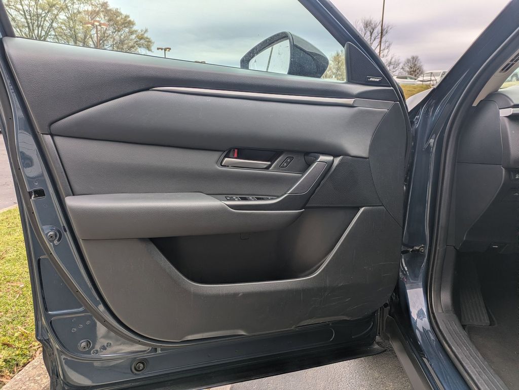 Thumbnail: 2025 Mazda CX-50 - 11