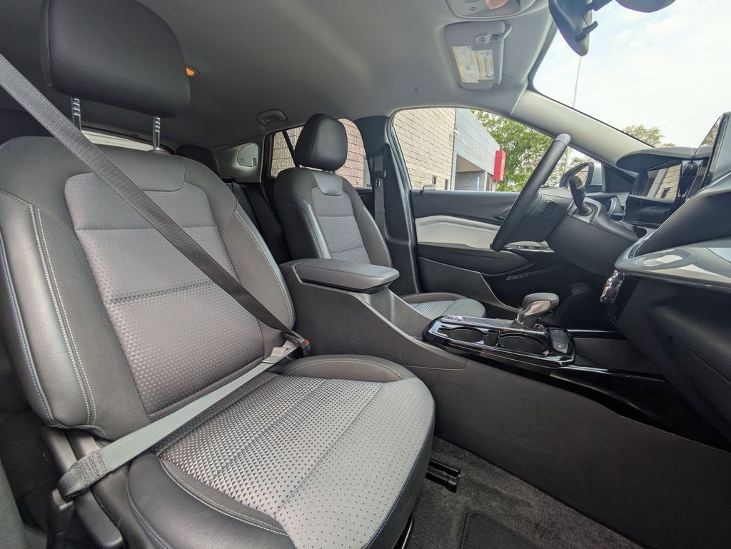 Thumbnail: 2025 Chevrolet Trax - 29