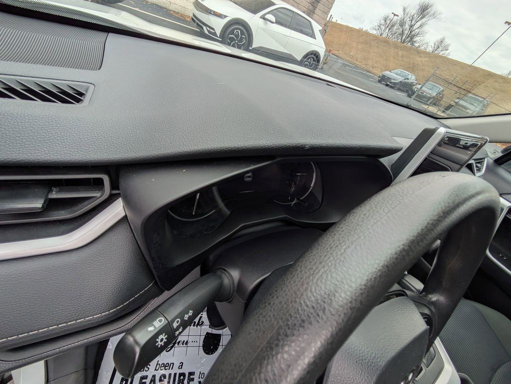 Thumbnail: 2024 Toyota RAV4 - 14