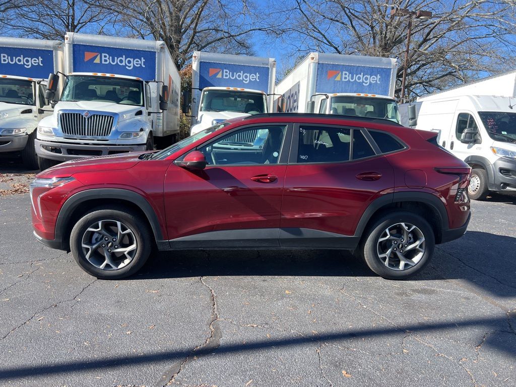 Thumbnail: 2025 Chevrolet Trax - 12