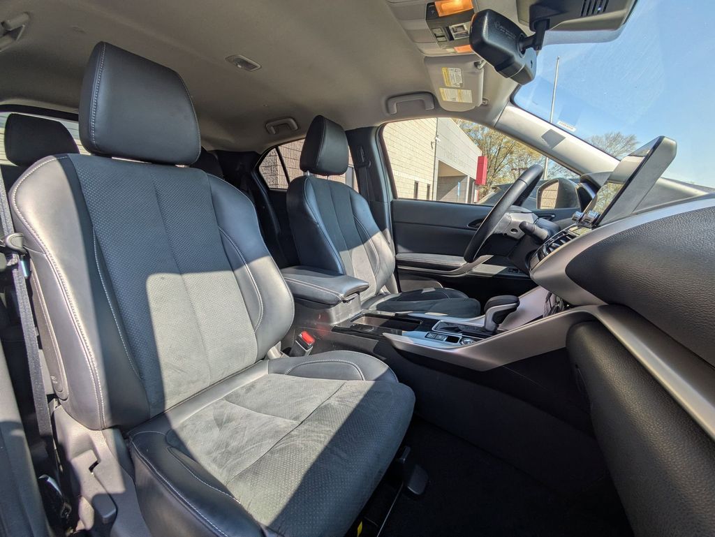 Thumbnail: 2025 Mitsubishi Eclipse Cross - 30