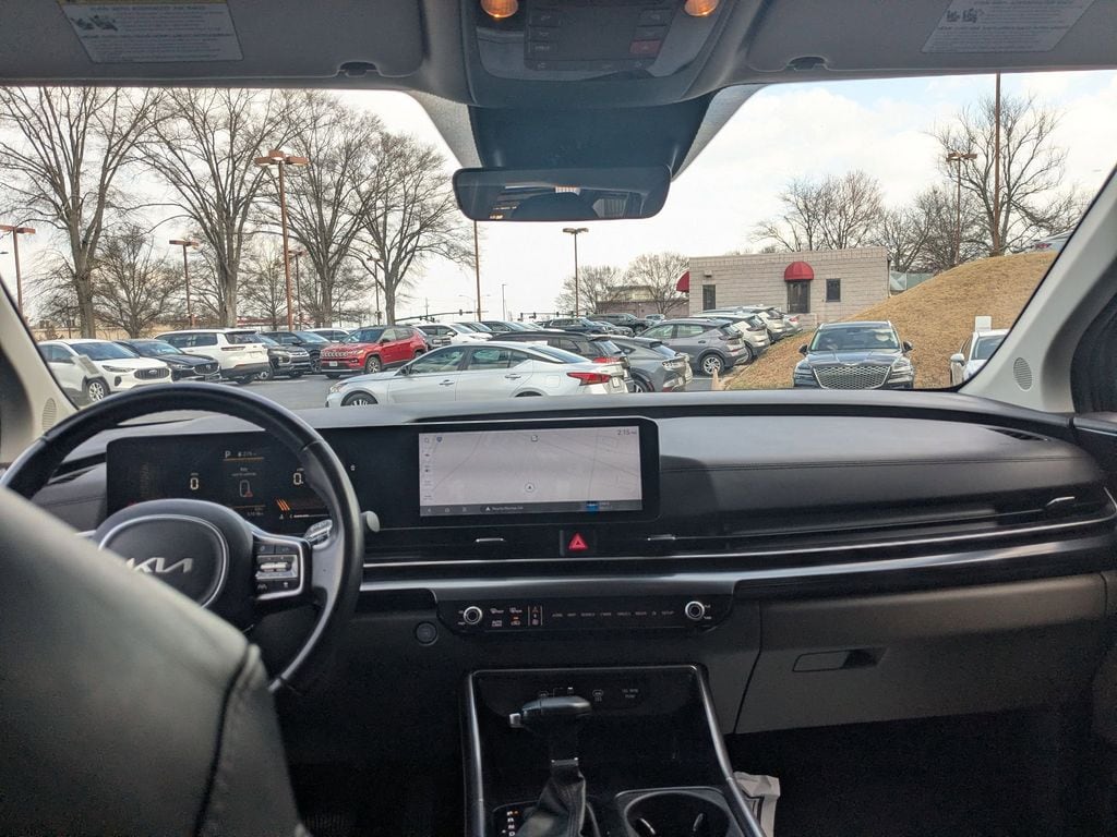 Thumbnail: 2025 Kia Carnival - 25