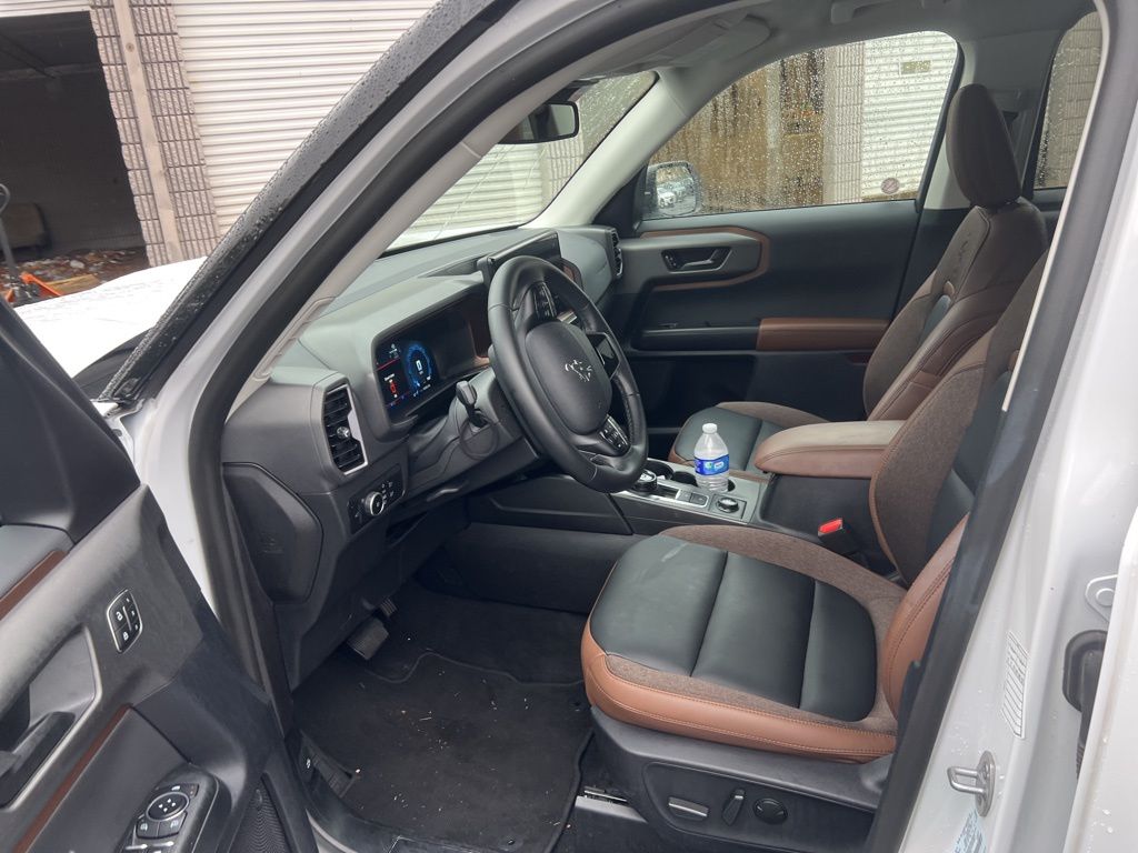 Thumbnail: 2025 Ford Bronco Sport - 6