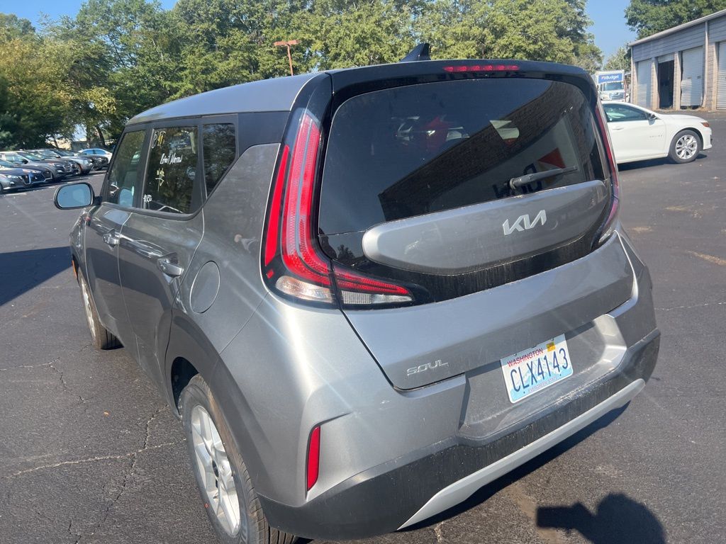 Thumbnail: 2024 Kia Soul - 11