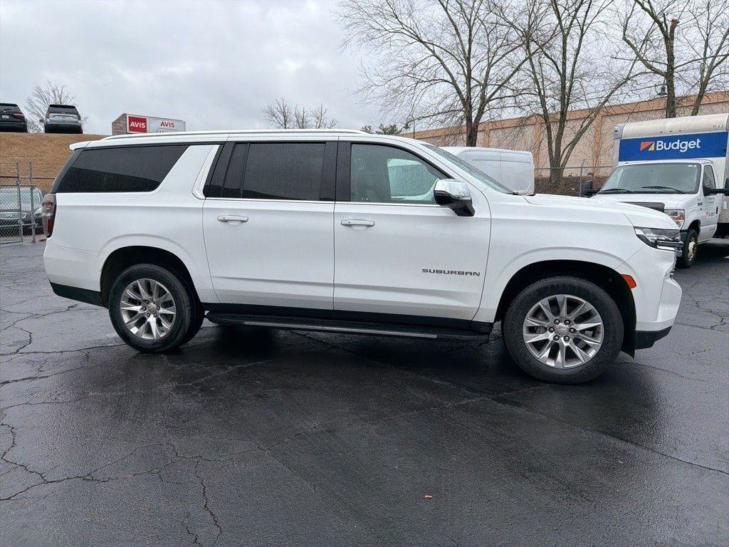 Thumbnail: 2023 Chevrolet Suburban - 4