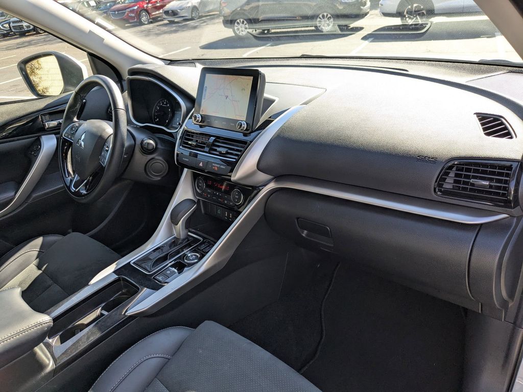 Thumbnail: 2025 Mitsubishi Eclipse Cross - 35