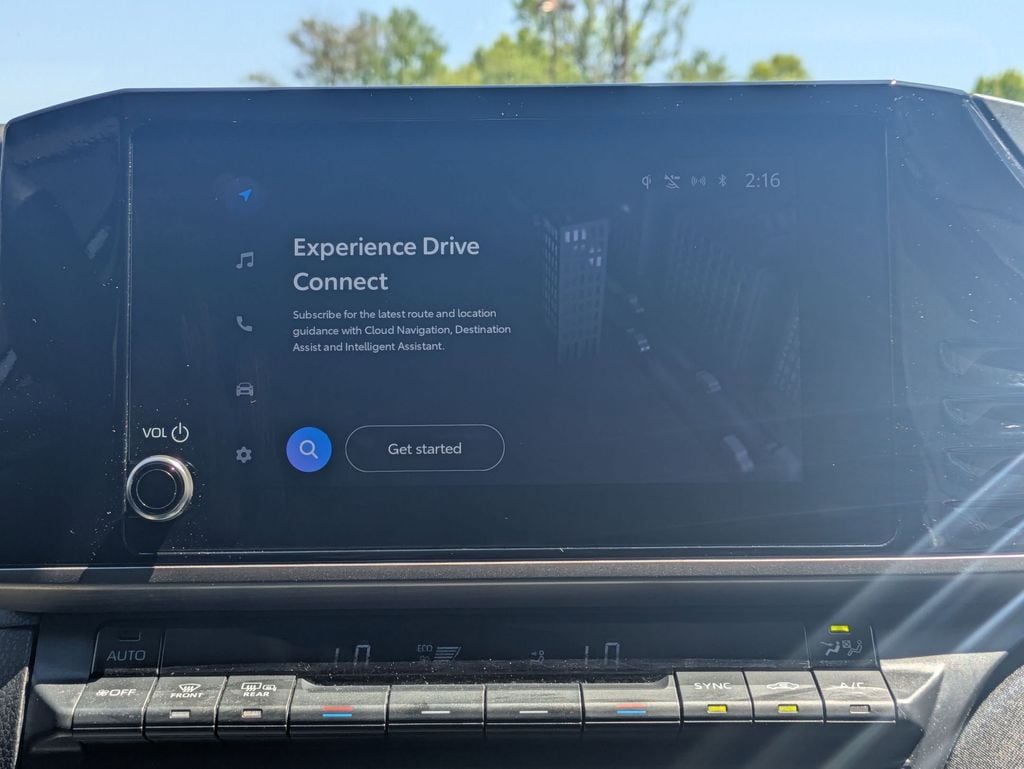 Thumbnail: 2025 Toyota Camry - 19