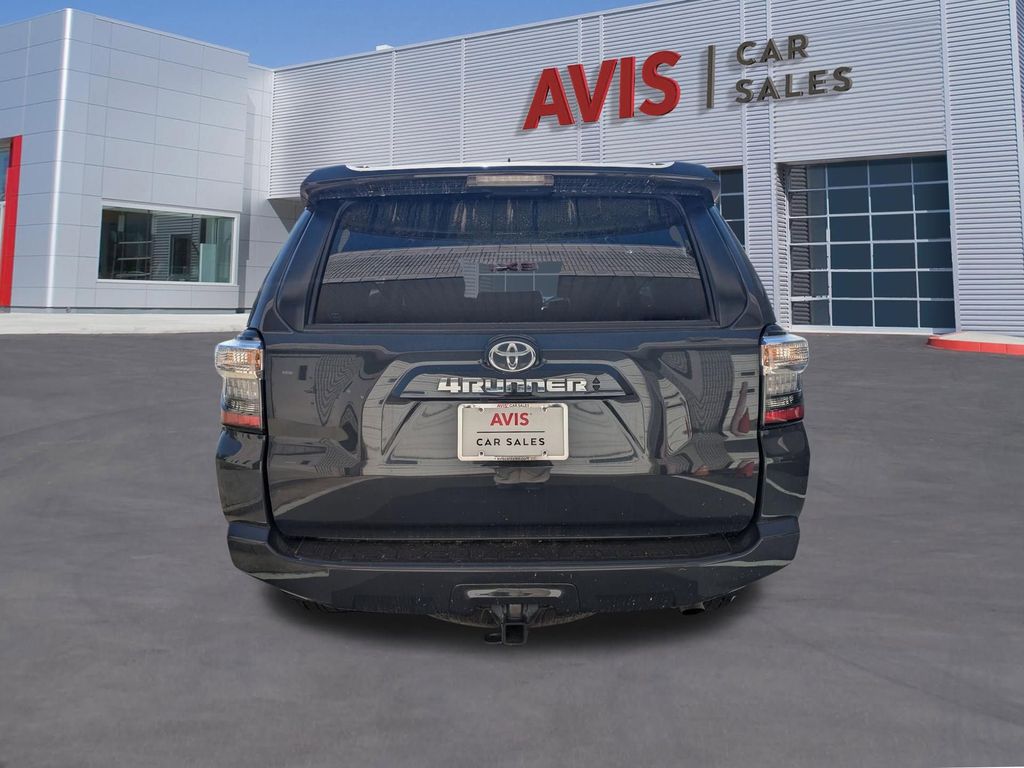 Thumbnail: 2024 Toyota 4Runner - 7