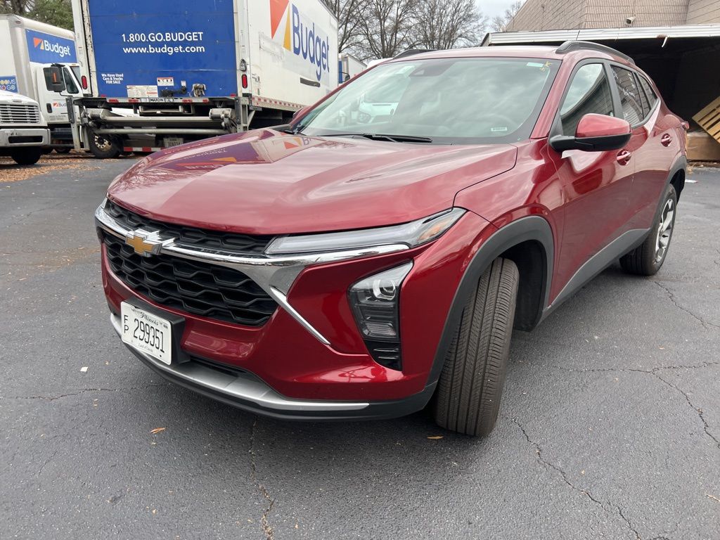 Thumbnail: 2025 Chevrolet Trax - 1