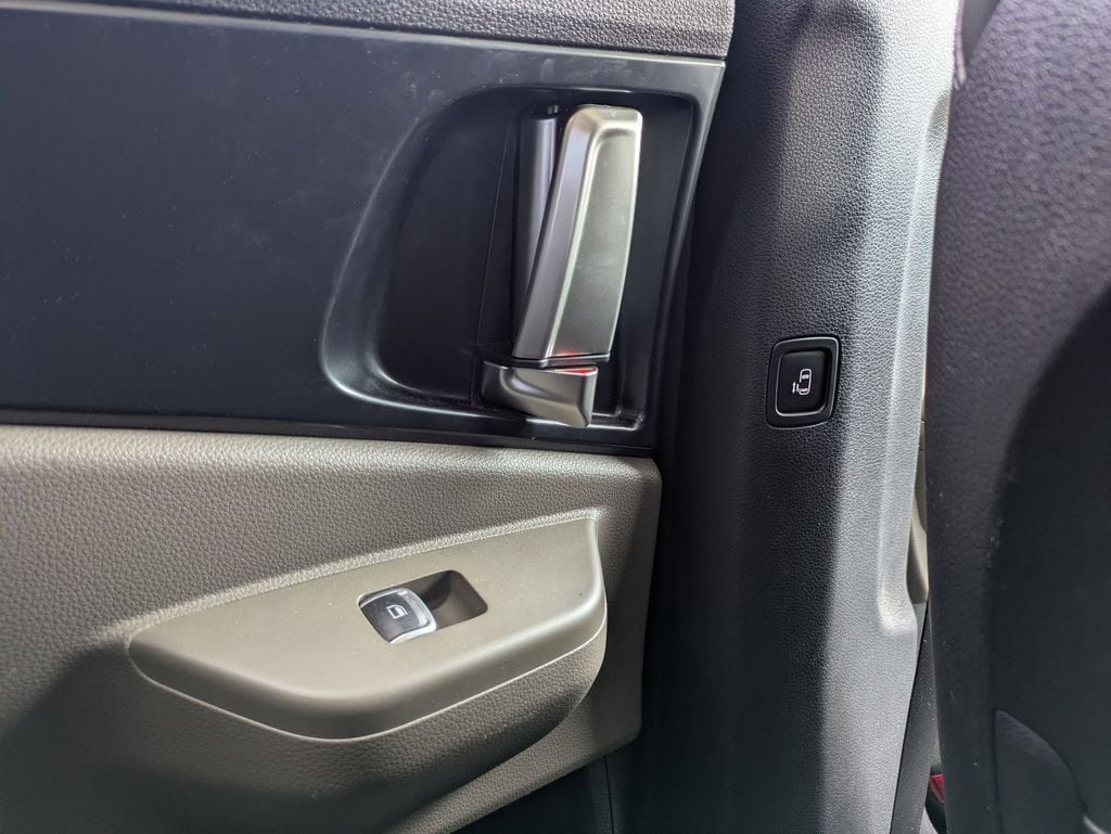 Thumbnail: 2025 Kia Carnival - 26