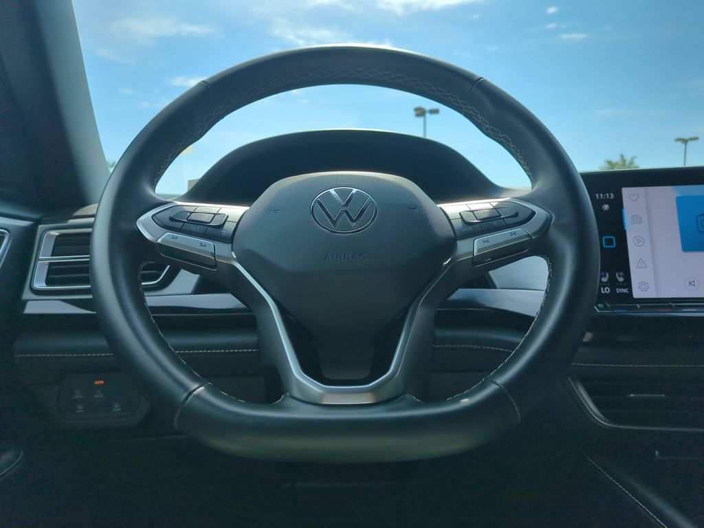 2025 Volkswagen Atlas Cross Sport SE w/Tech - Photo 19