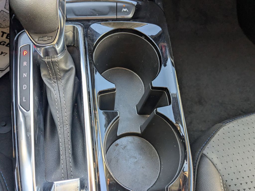 Thumbnail: 2024 Chevrolet Trax - 21