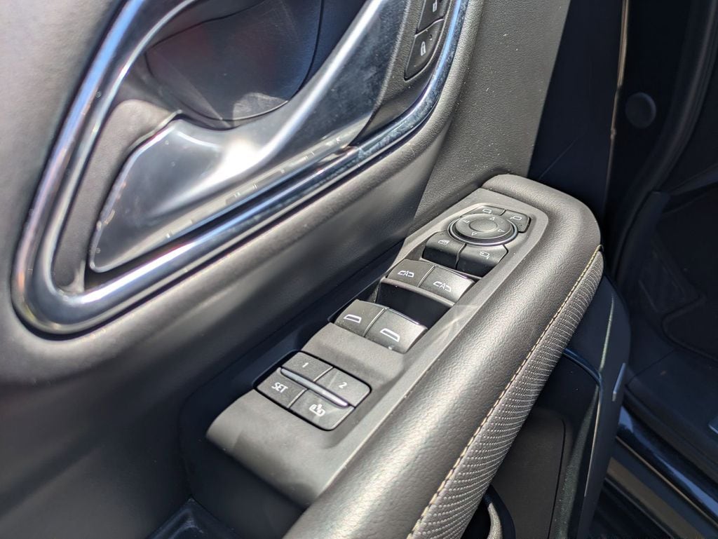 Thumbnail: 2024 Chevrolet Tahoe - 13