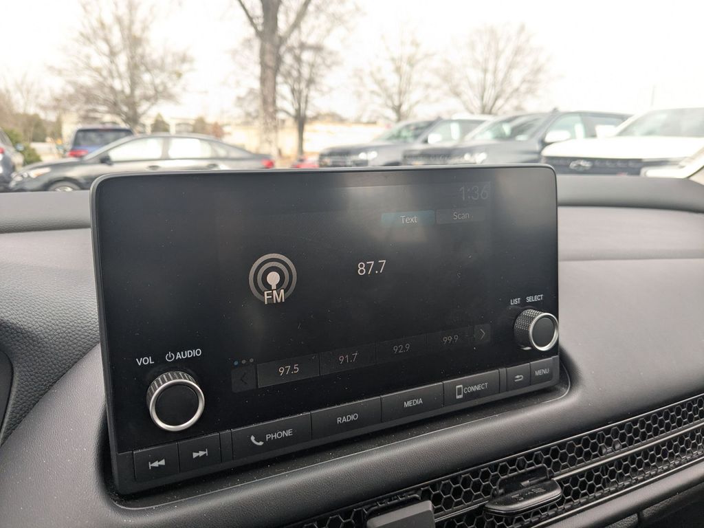 Thumbnail: 2025 Honda HR-V - 17