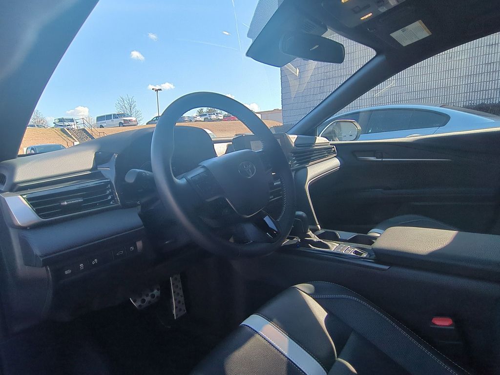 Thumbnail: 2025 Toyota Camry - 15