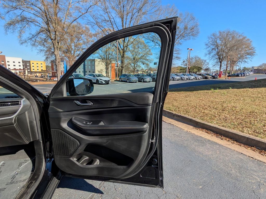 Thumbnail: 2024 Jeep Grand Cherokee L - 29