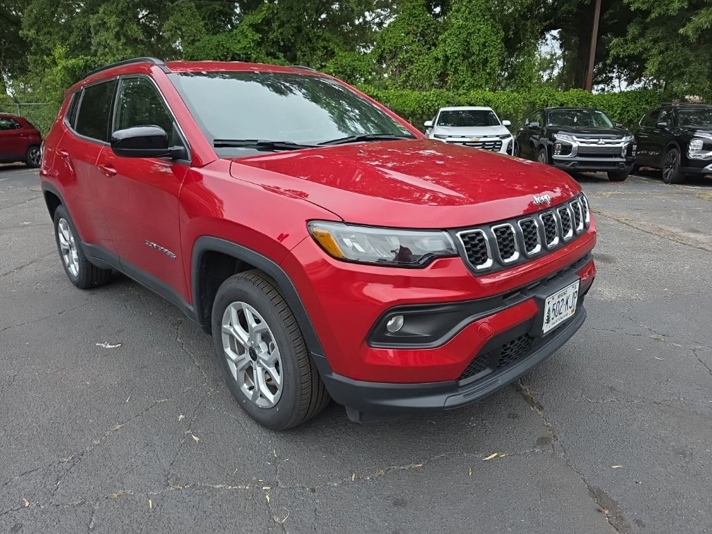 Thumbnail: 2025 Jeep Compass - 3